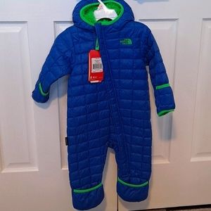 North Face baby snow suit bright blue with green lining size 12-18M NWT